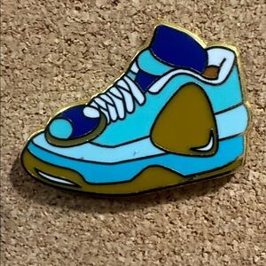 5/$25 Disney Princess Sneaker Jasmine Aladdin Pin